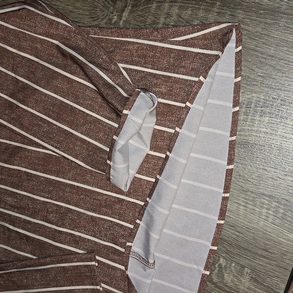 Long-sleeved Top - Picture 3 of 6